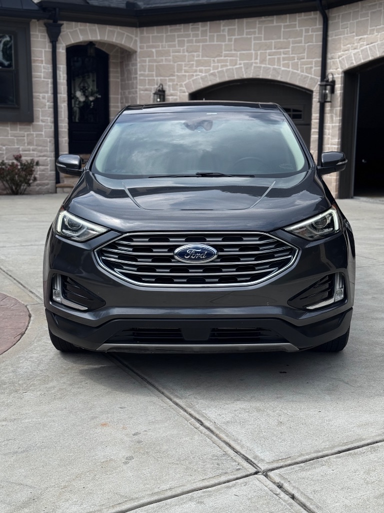 2019 Ford Edge - $11,999