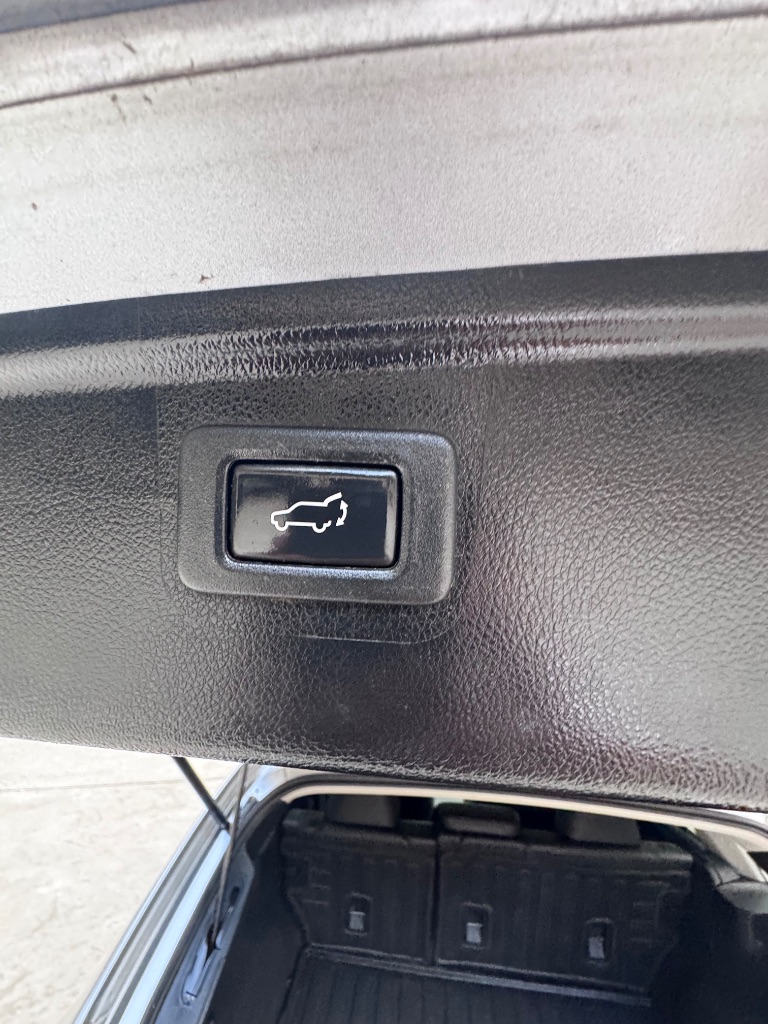 2016 Subaru Outback - $8,999