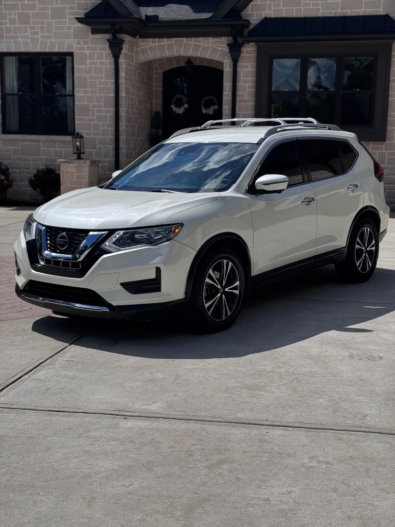 2020 Nissan Rogue - $8,999