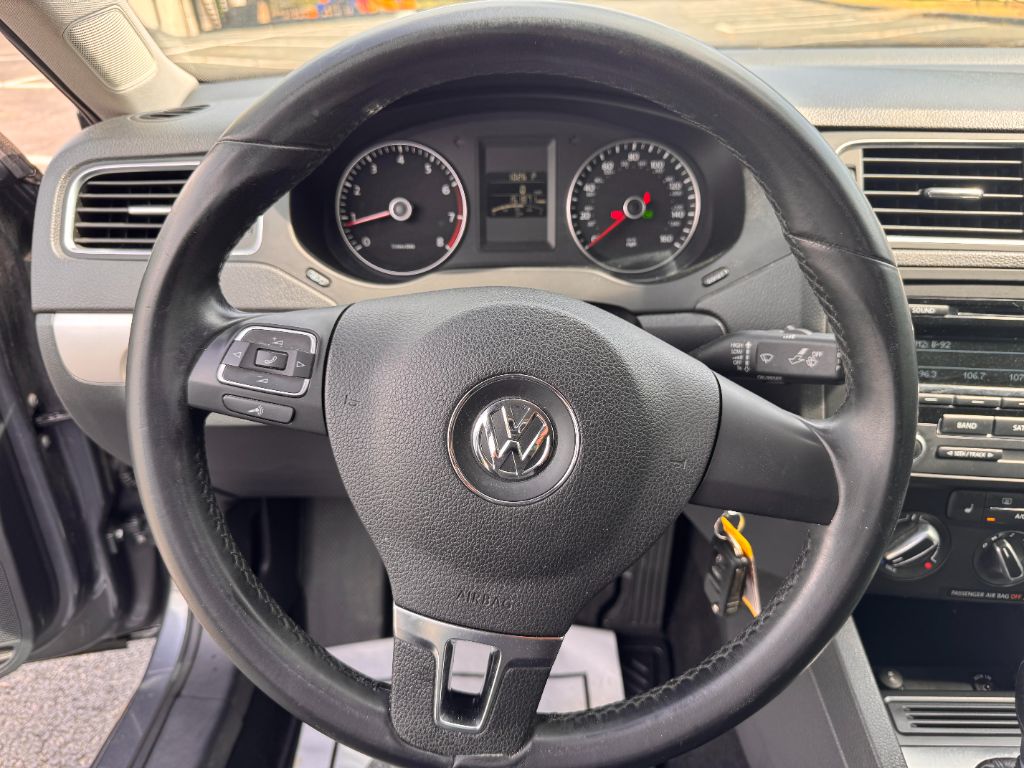 2014 Volkswagen Jetta SE photo