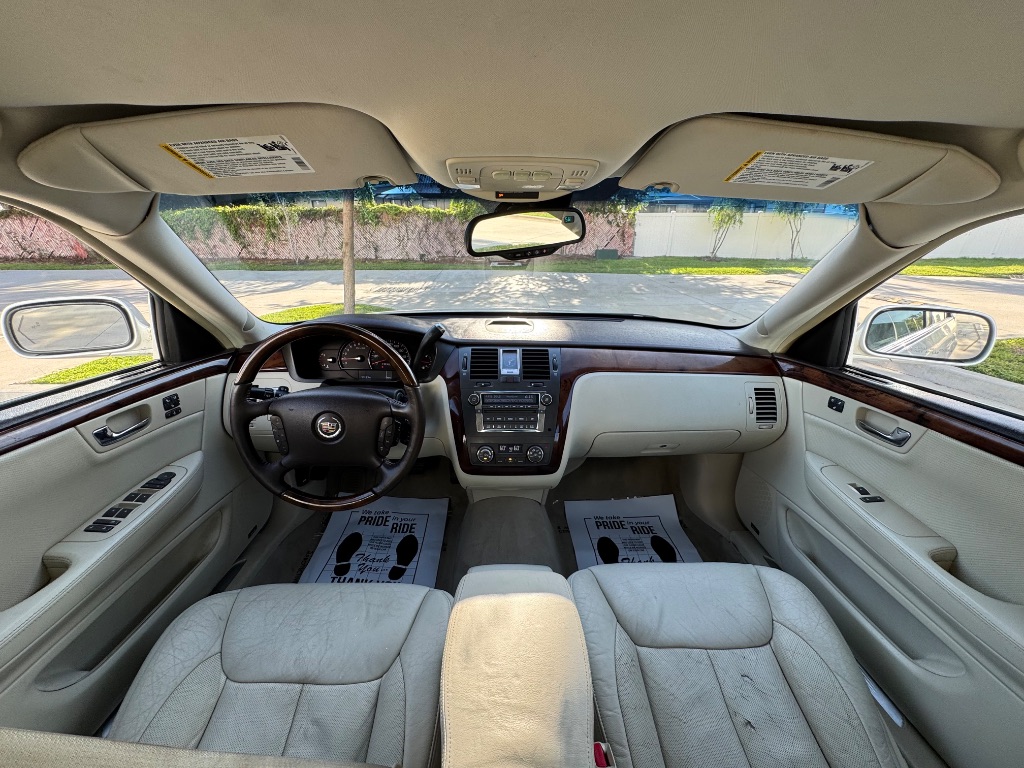 2009 Cadillac DTS - $6,795