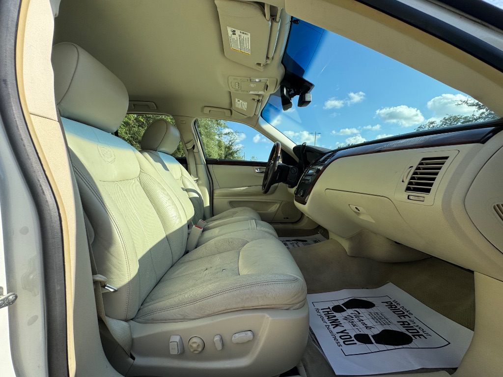 2009 Cadillac DTS - $6,795