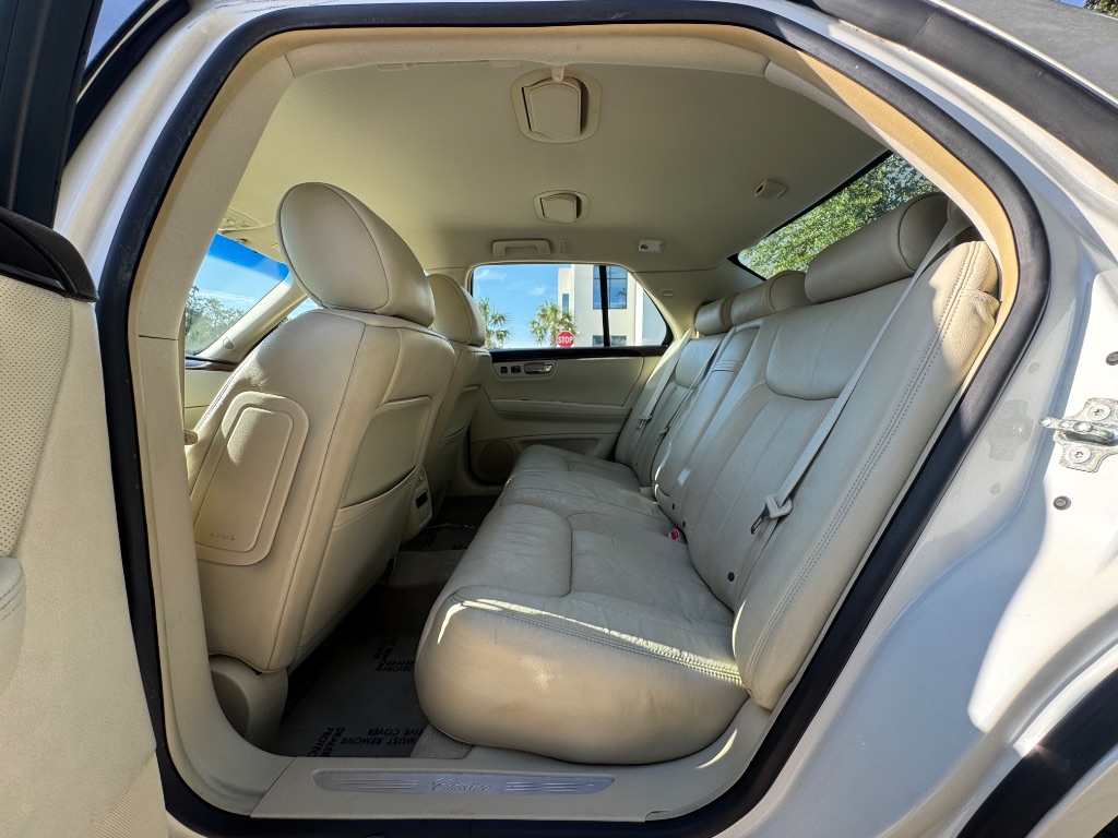 2009 Cadillac DTS - $6,795