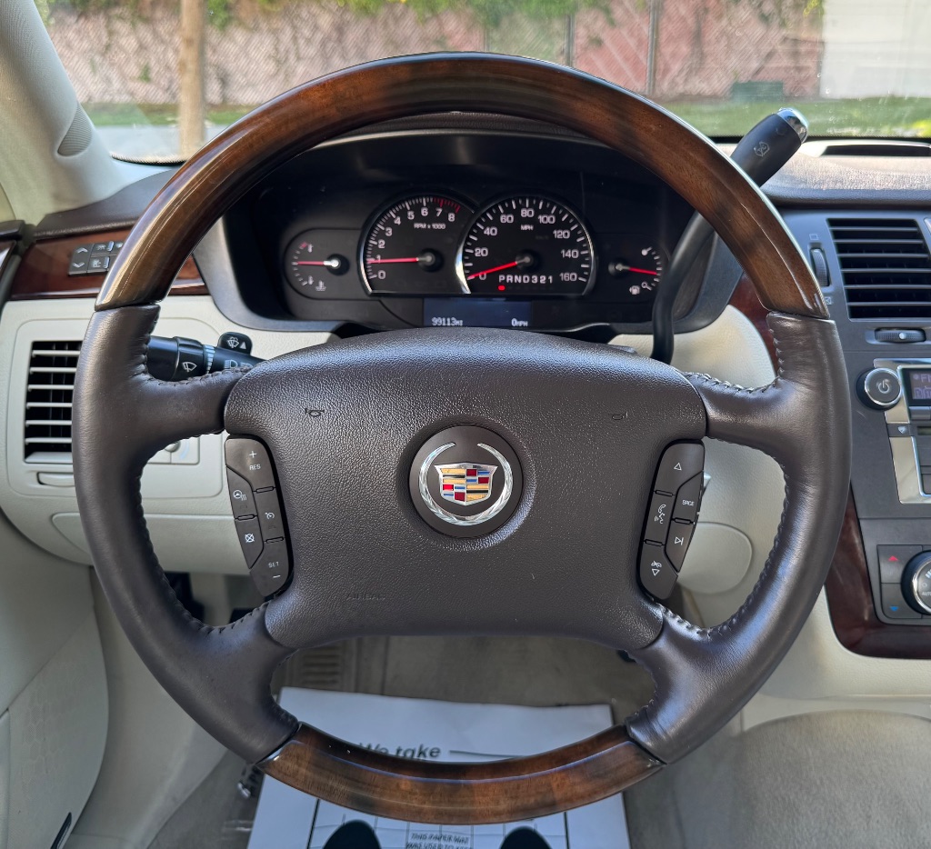 2009 Cadillac DTS - $6,795