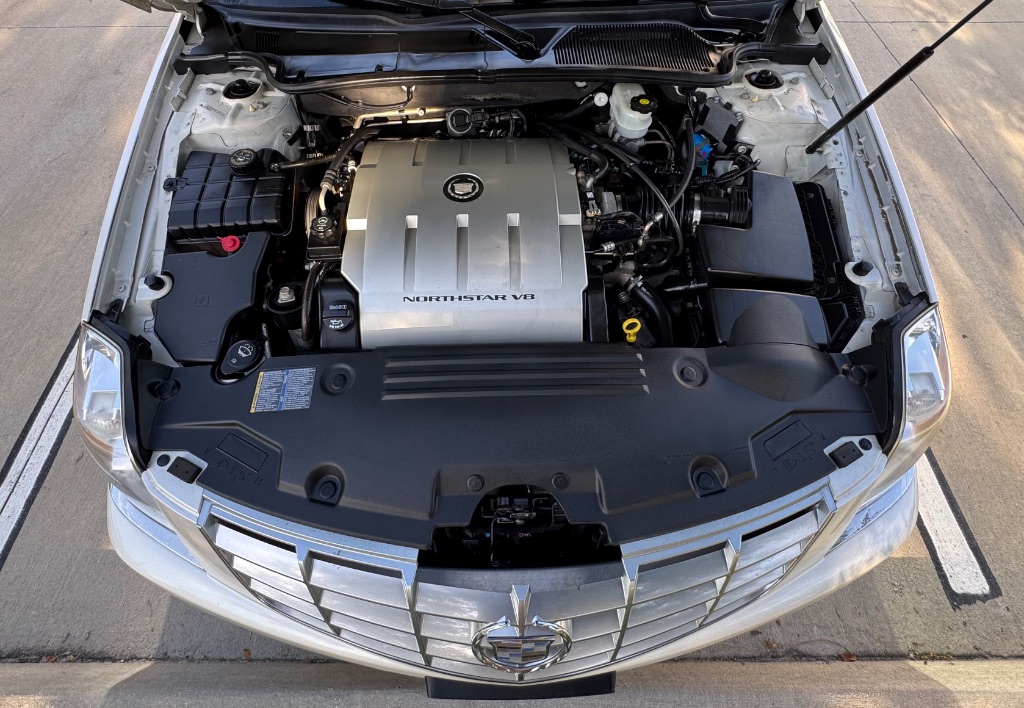 2009 Cadillac DTS - $6,795