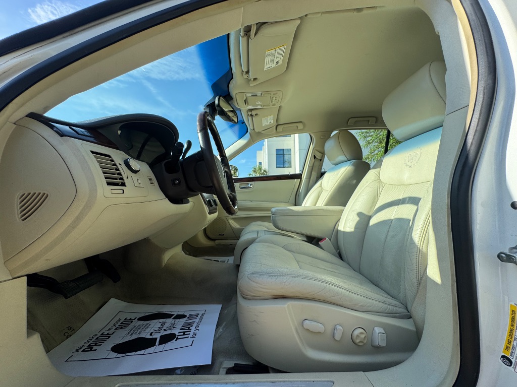 2009 Cadillac DTS - $6,795