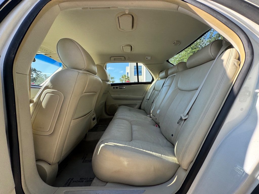 2009 Cadillac DTS - $6,795