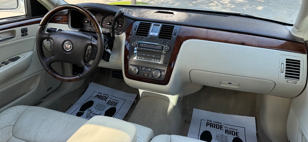 2009 Cadillac DTS - $6,795