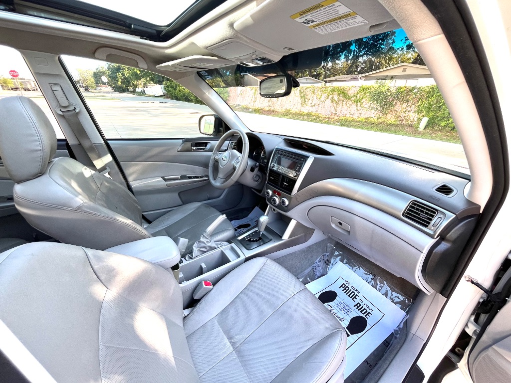 2010 Subaru Forester 2.5X Limited photo