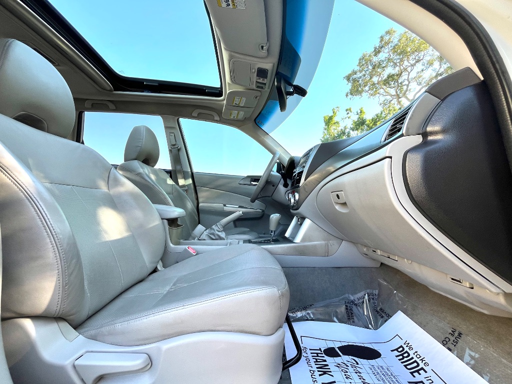 2010 Subaru Forester 2.5X Limited photo