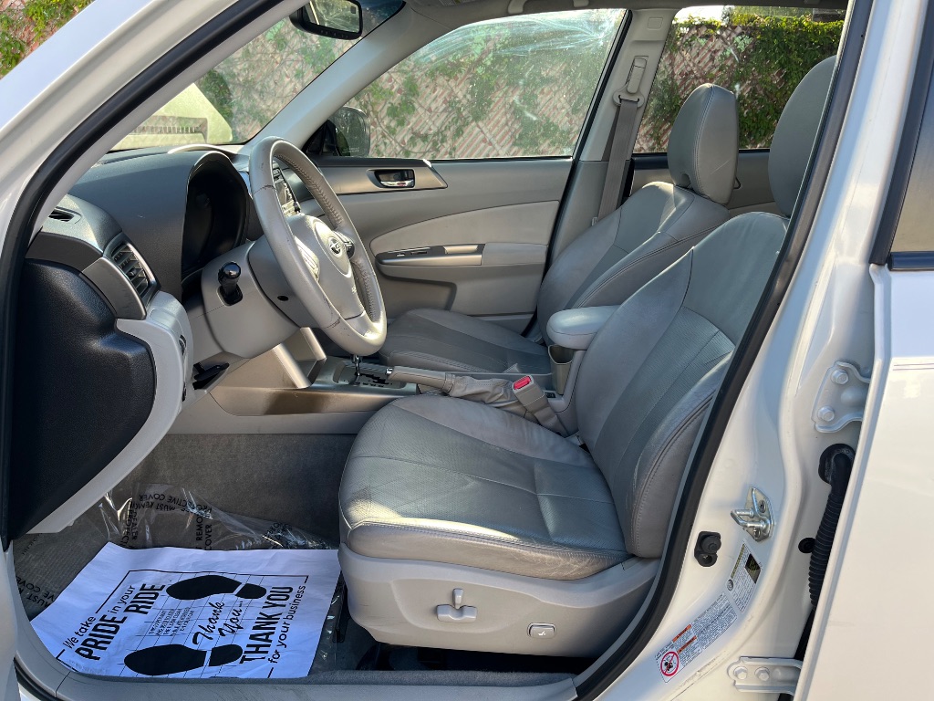 2010 Subaru Forester 2.5X Limited photo