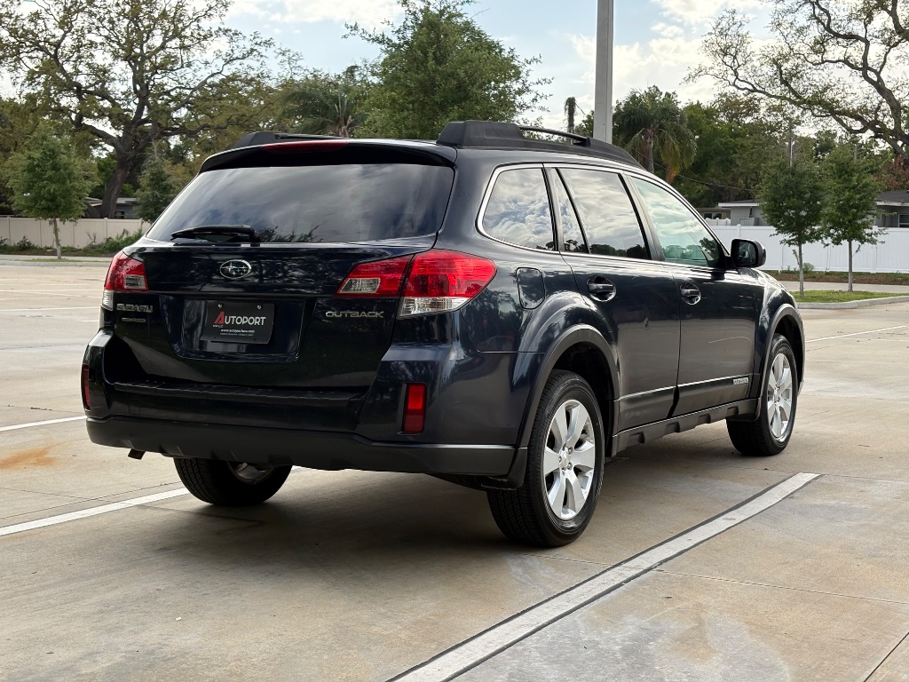 2012 Subaru Outback - $6,995