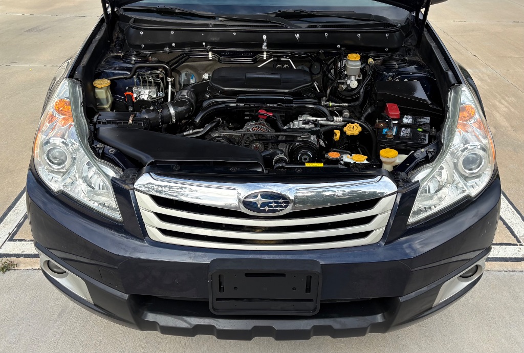 2012 Subaru Outback - $6,995