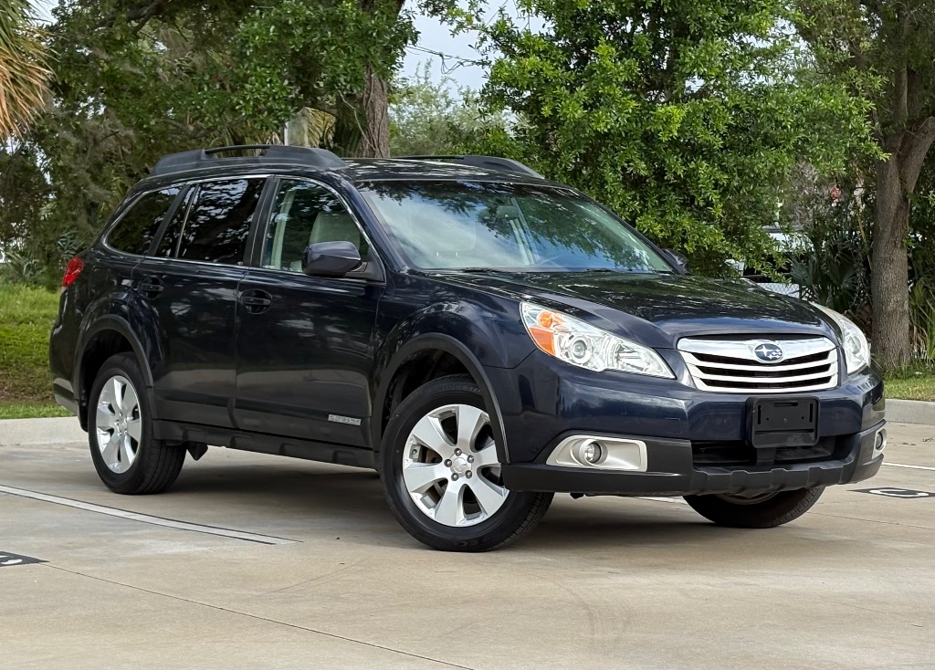 2012 Subaru Outback - $6,995