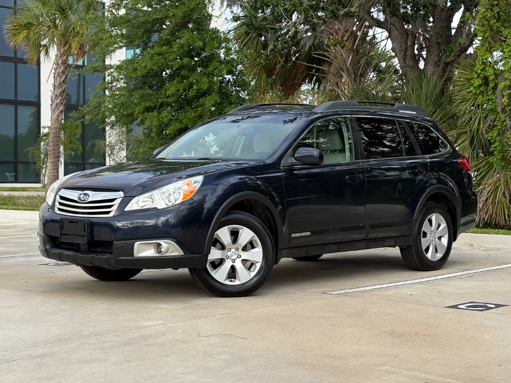 2012 Subaru Outback - $6,995