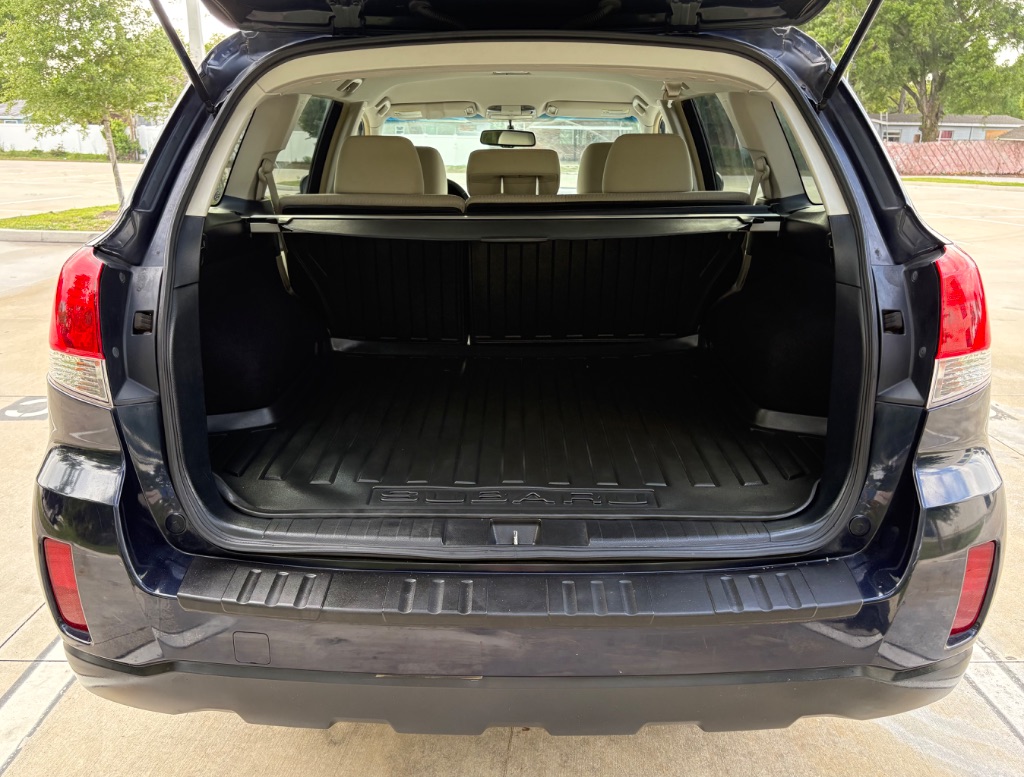 2012 Subaru Outback - $6,995