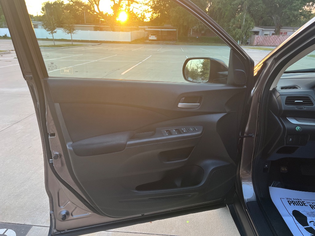 2012 Honda CR-V - $7,995