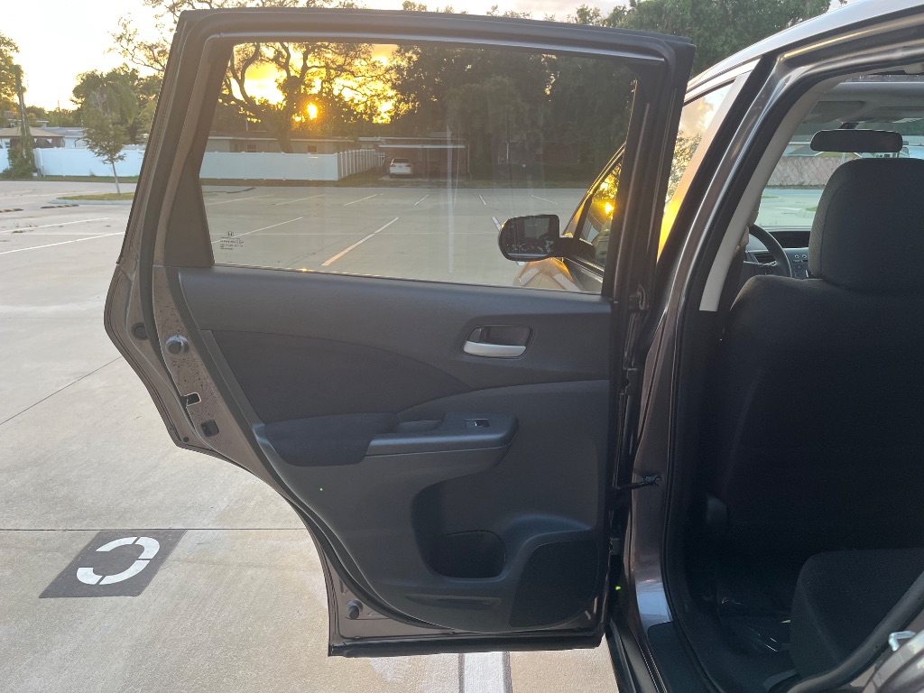 2012 Honda CR-V - $7,995