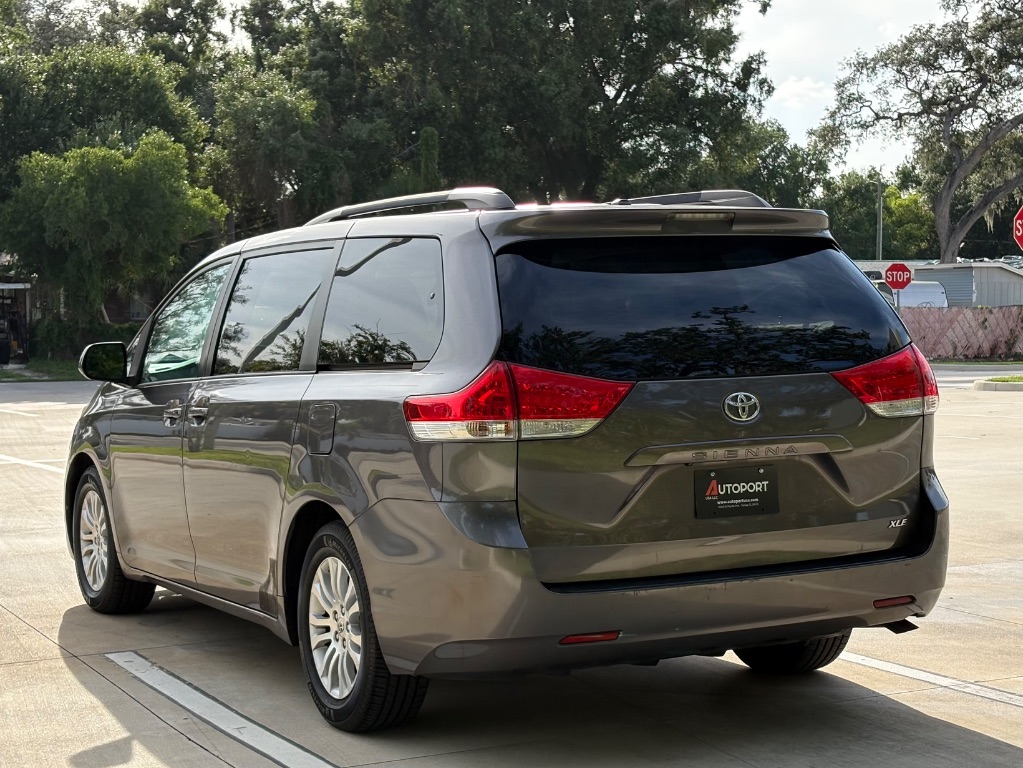 2012 Toyota Sienna - $13,995