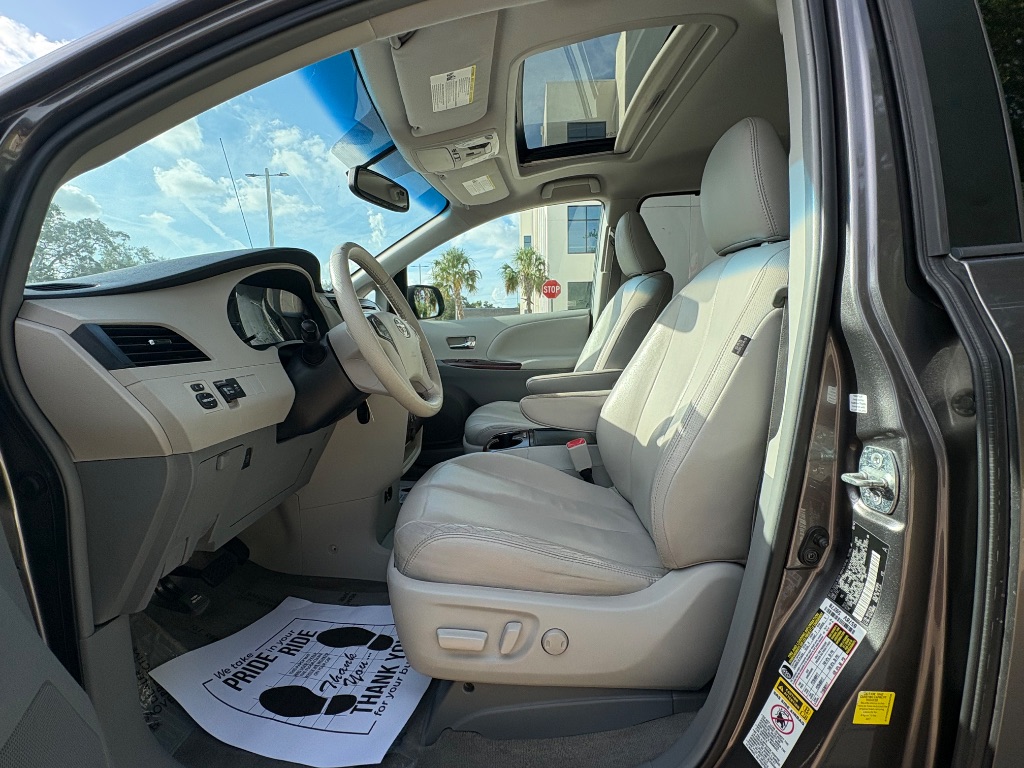 2012 Toyota Sienna - $13,995