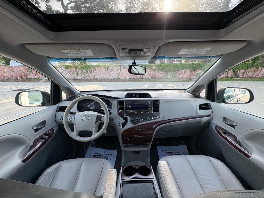 2012 Toyota Sienna - $13,995