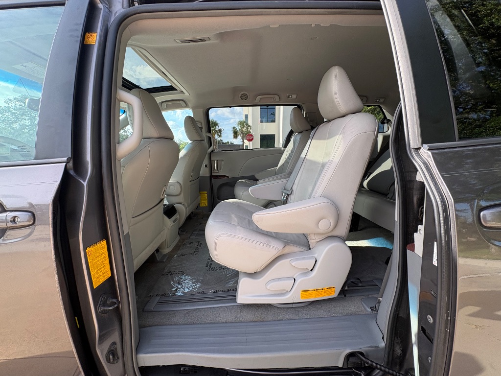 2012 Toyota Sienna - $13,995