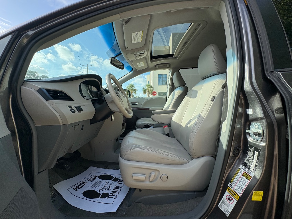 2012 Toyota Sienna - $13,995