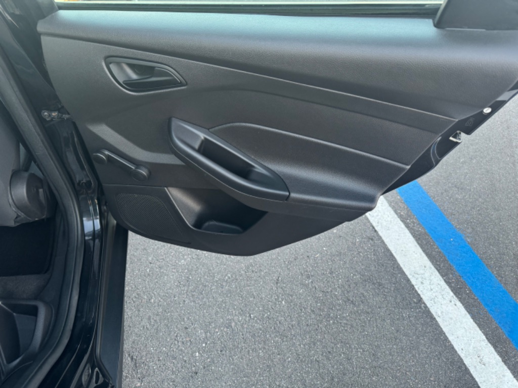 2013 Ford Focus S photo