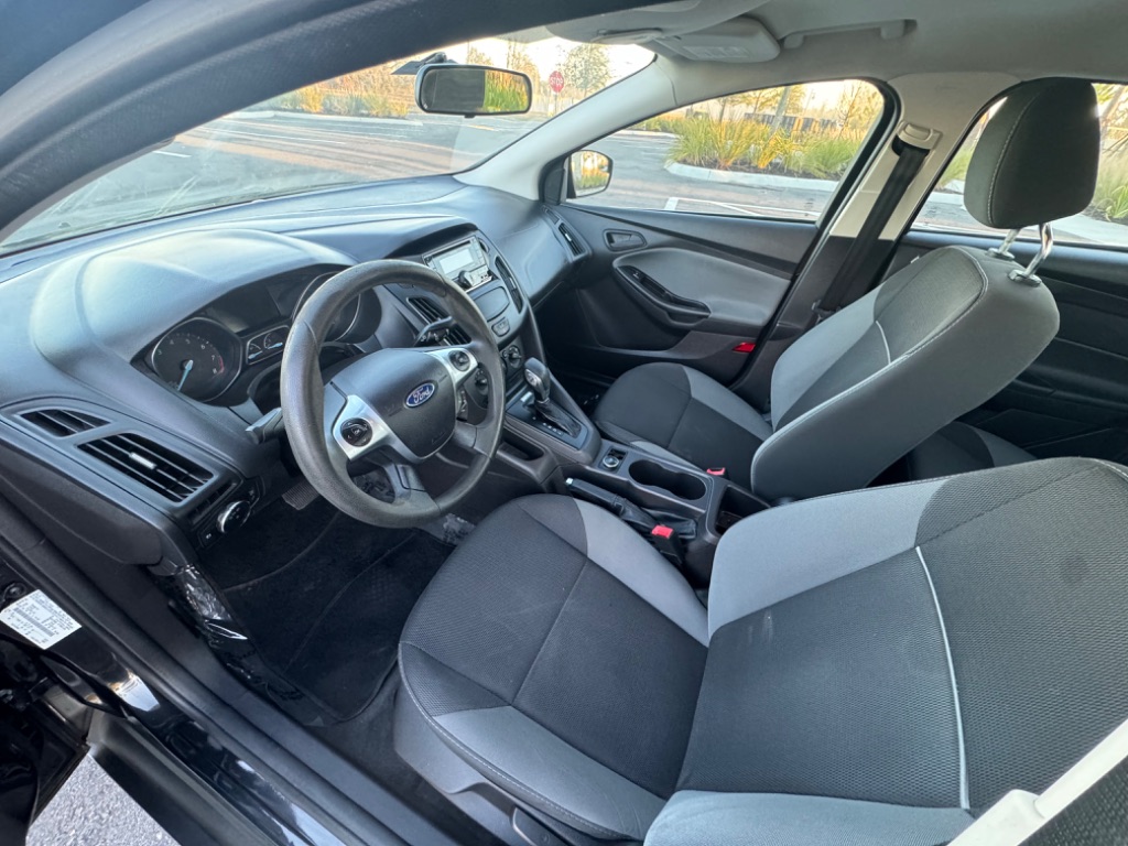 2013 Ford Focus S photo