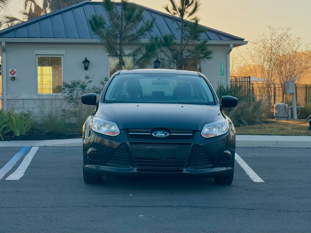 2013 Ford Focus S photo
