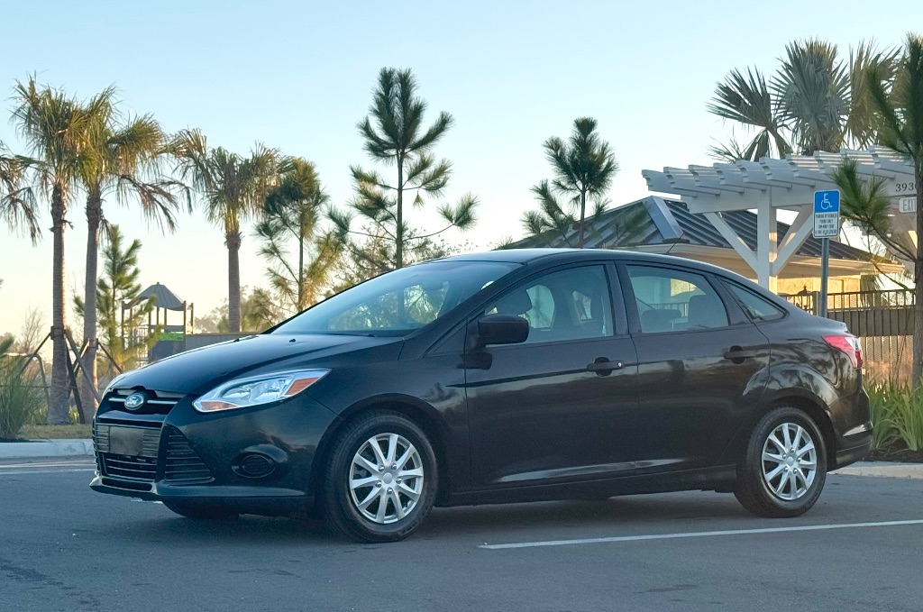 2013 Ford Focus S photo