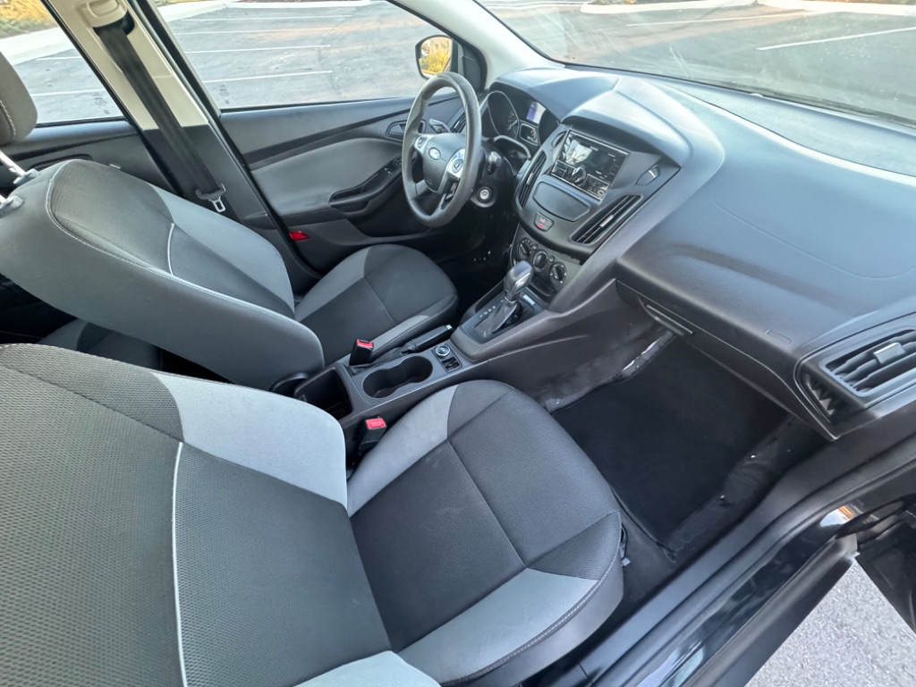 2013 Ford Focus S photo