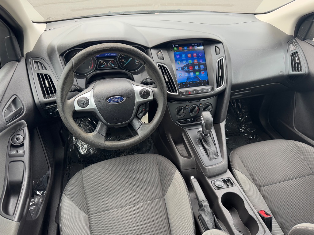 2013 Ford Focus S photo