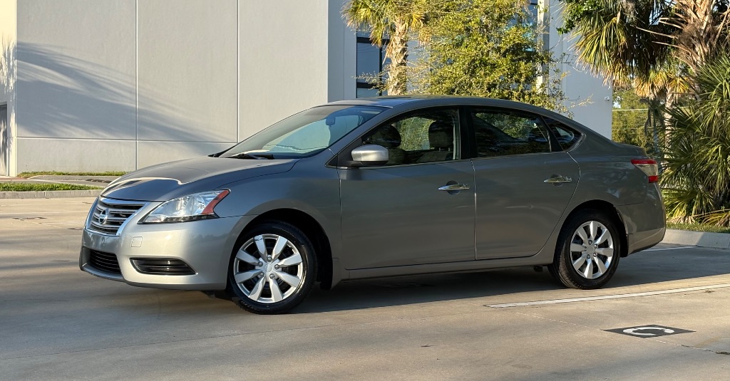 2013 Nissan Sentra - $5,755