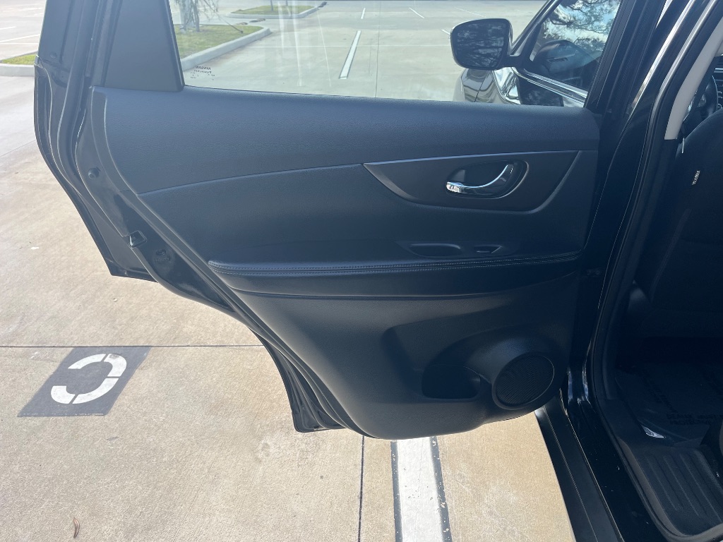 2014 Nissan Rogue - $7,995