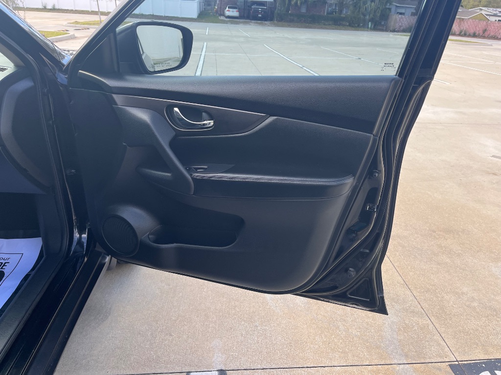 2014 Nissan Rogue - $7,995