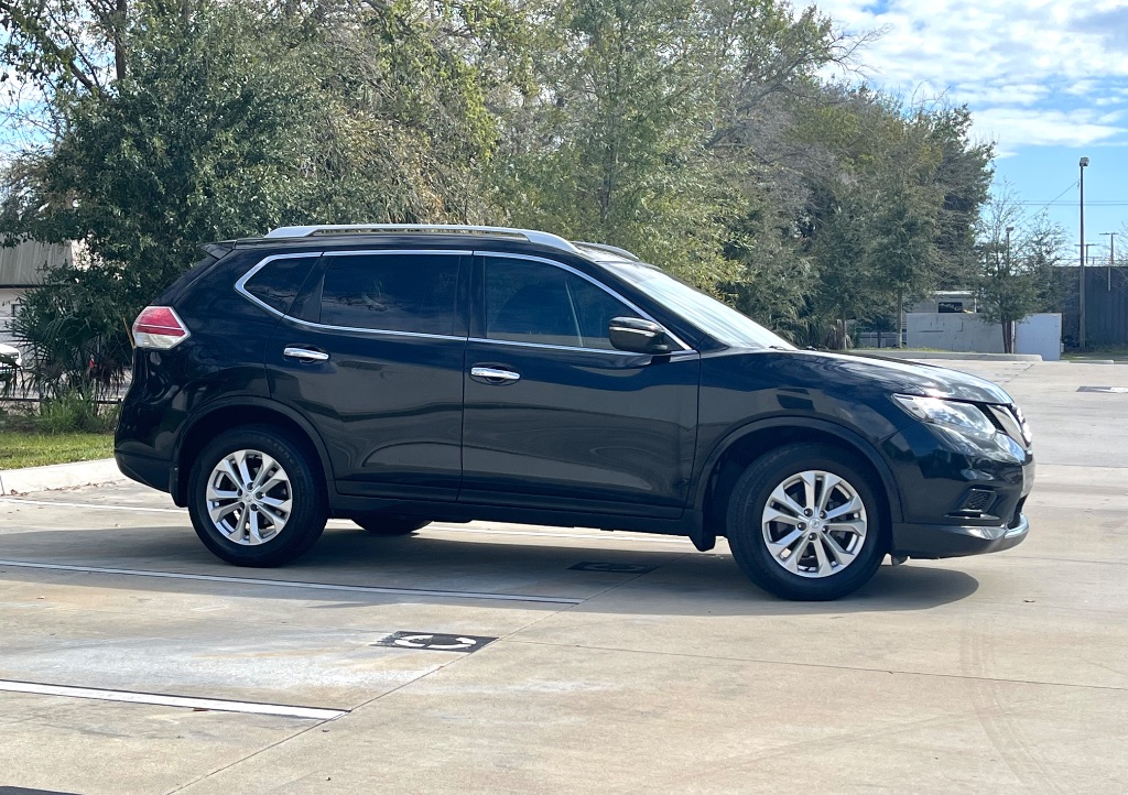 2014 Nissan Rogue - $7,995