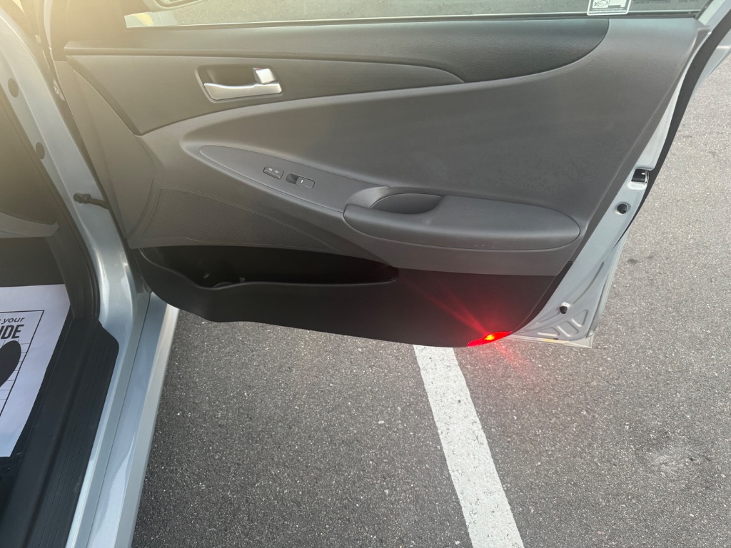 2014 Hyundai Sonata GLS photo