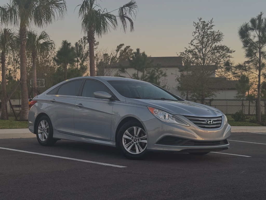 2014 Hyundai Sonata GLS photo