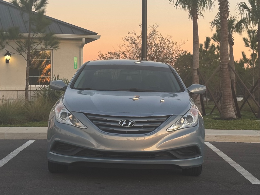 2014 Hyundai Sonata GLS photo