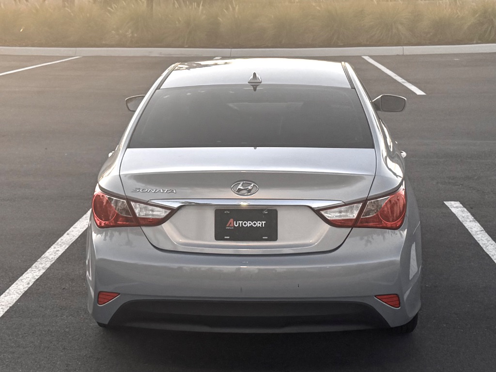 2014 Hyundai Sonata GLS photo
