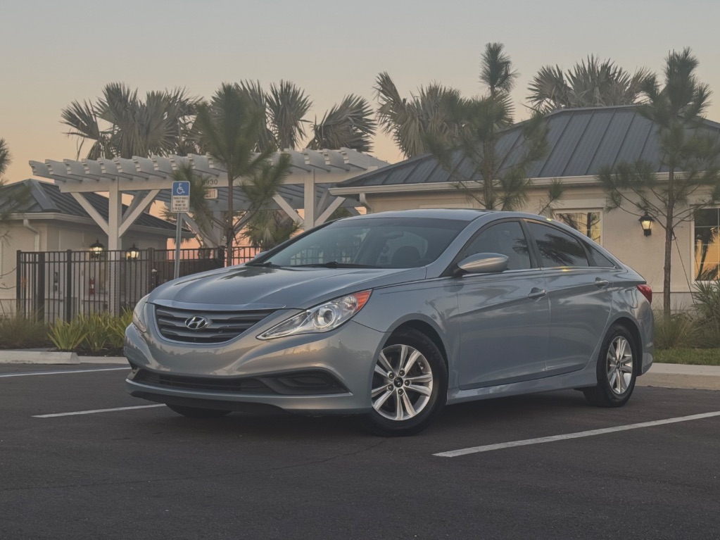 2014 Hyundai Sonata GLS photo