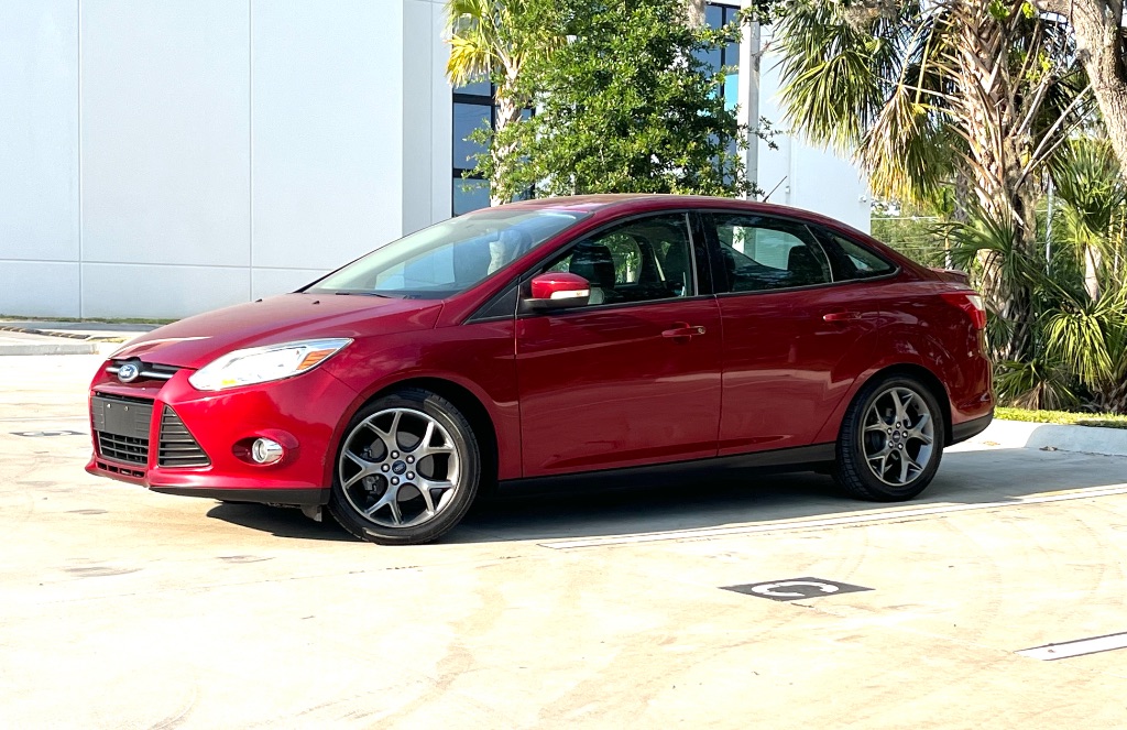 2014 Ford Focus SE photo