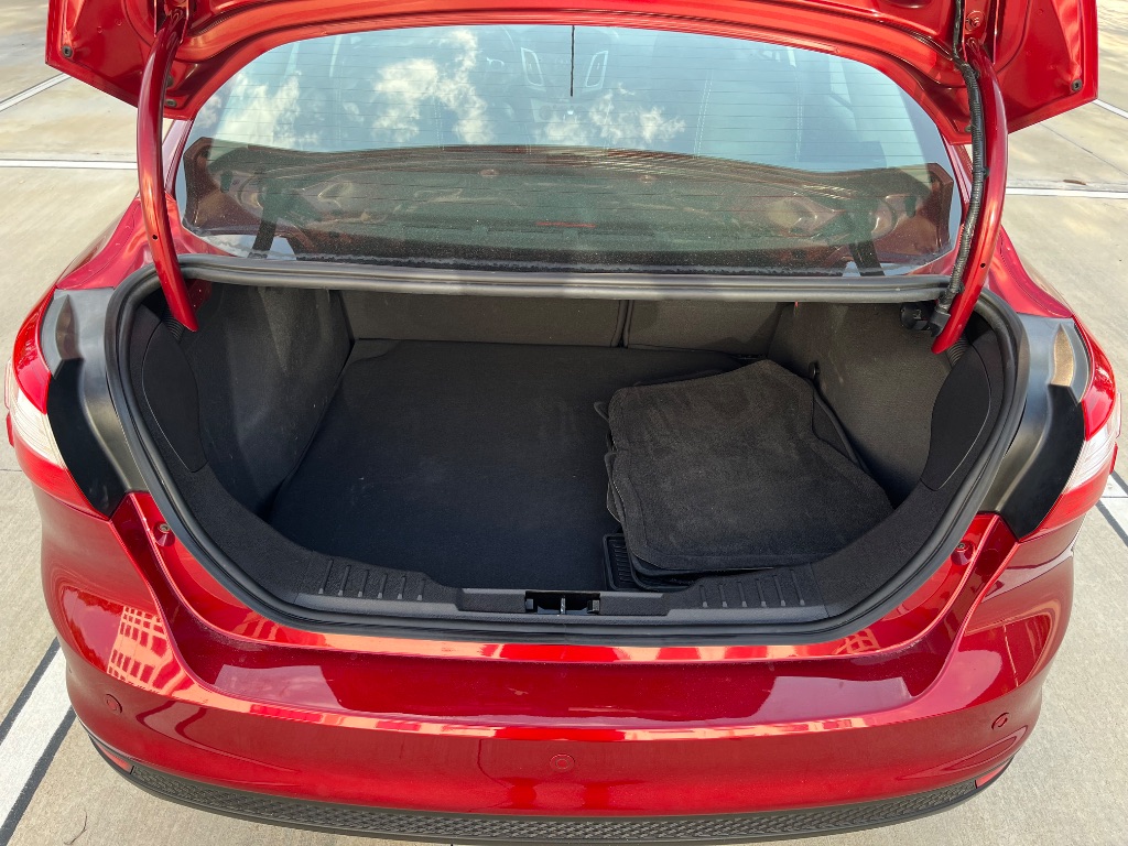 2014 Ford Focus SE photo