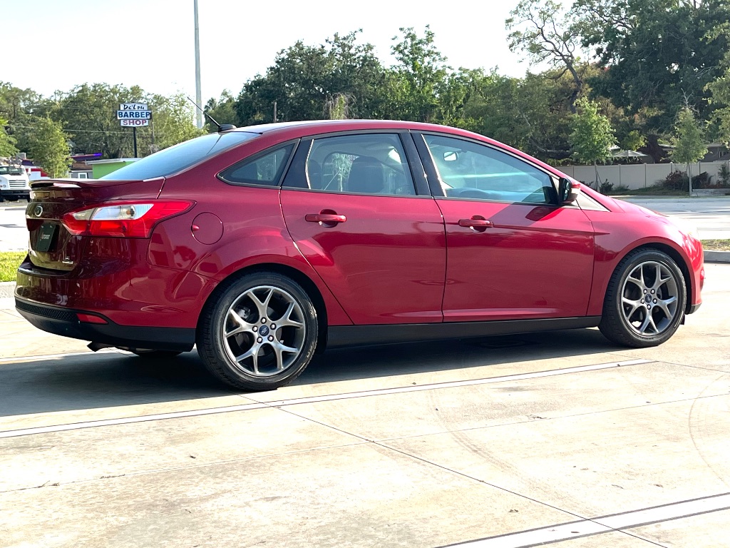 2014 Ford Focus SE photo