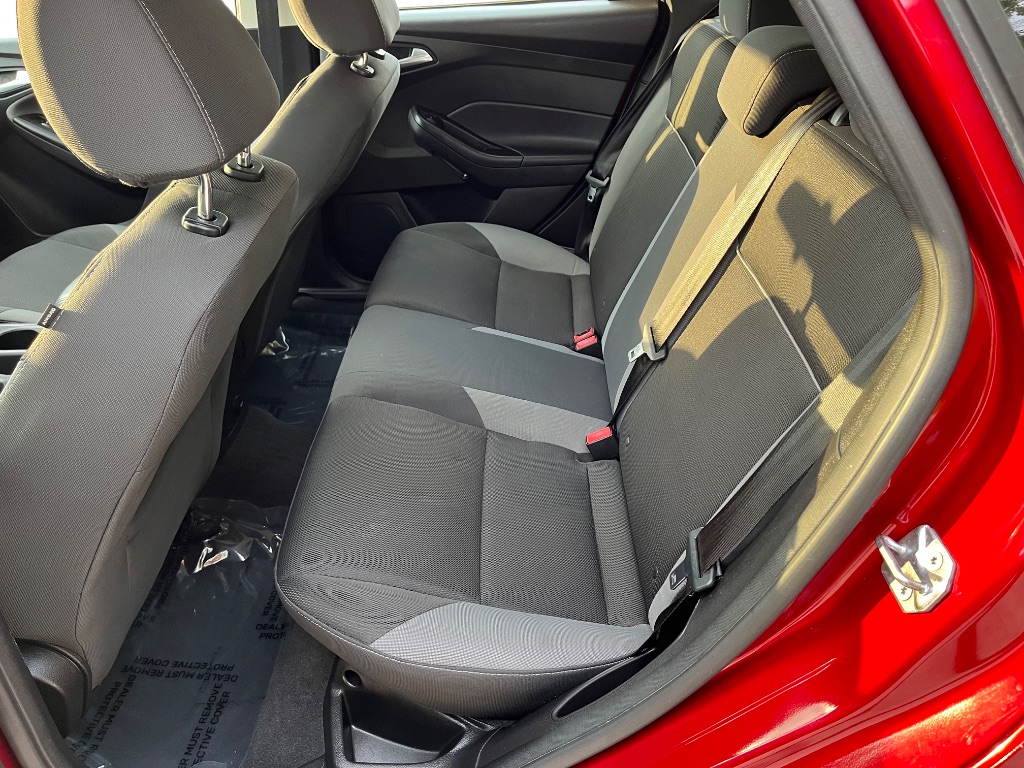 2014 Ford Focus SE photo