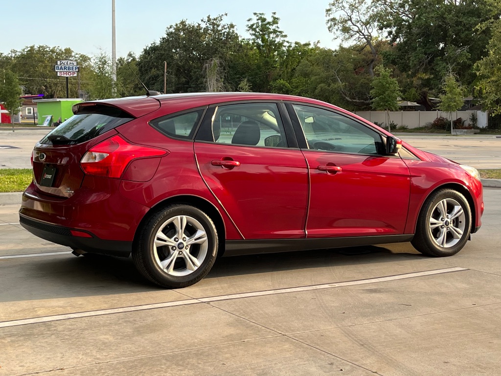 2014 Ford Focus SE photo