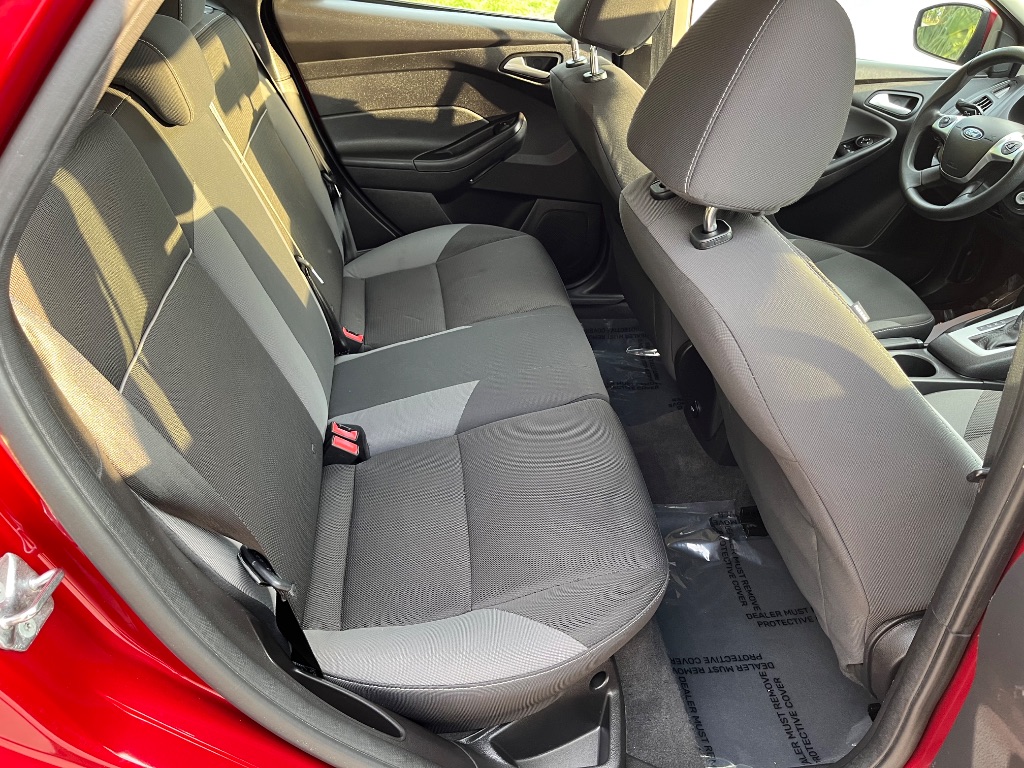 2014 Ford Focus SE photo