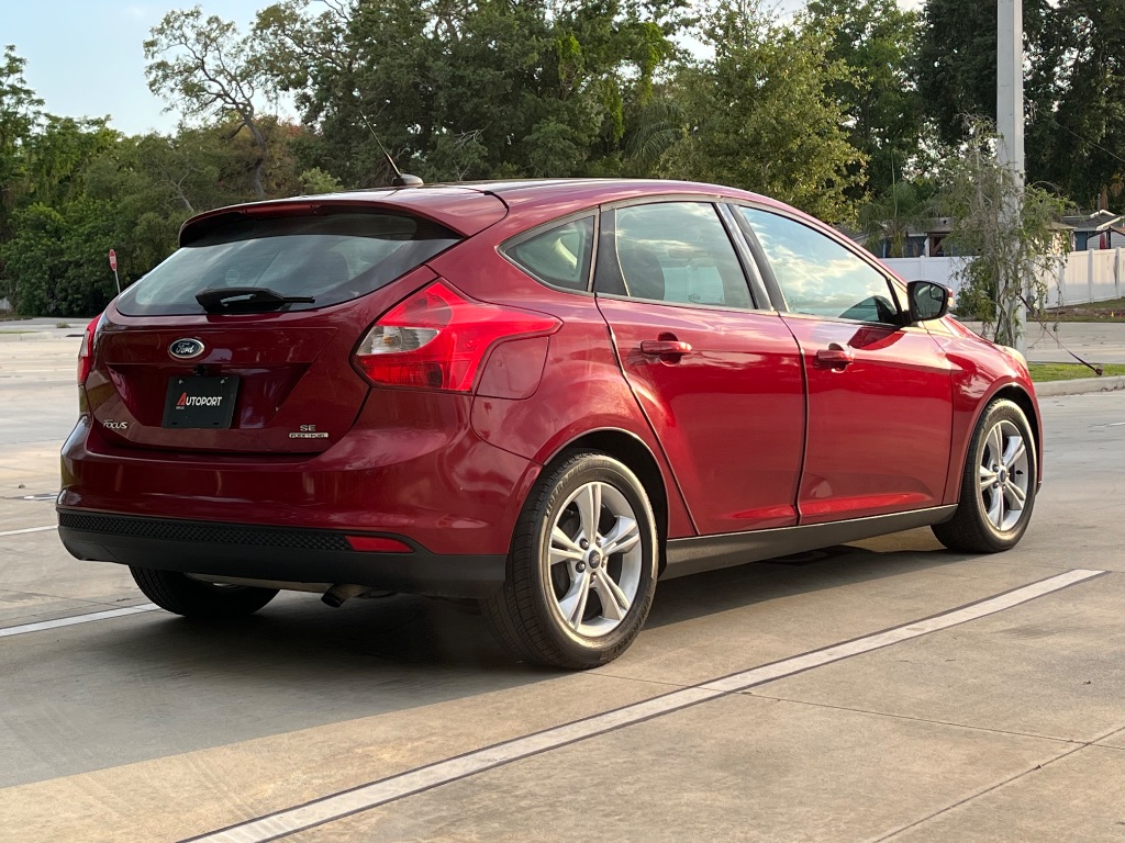 2014 Ford Focus SE photo