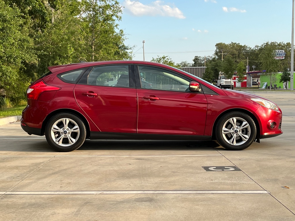 2014 Ford Focus SE photo